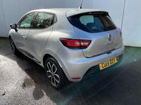 Used Renault Clio V Play 90 HP (66 kW) 2025 Silver Hatchback