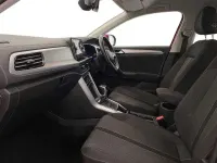 Used VW T-Roc Life 150 HP (110 kW) 2023 Red SUV