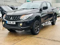 Used Mitsubishi L200 2016 Black Pickup
