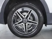 Usado Mercedes EQB300 AMG line 167 kW (228 HP) 2023 Prateado SUV