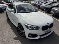 Begagnad BMW 120 M Sport 2018 Vit Halvkombi