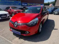 Used Renault Clio Play 75 HP (55 kW) 2015 Red Hatchback