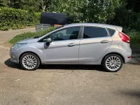Used Ford Fiesta Titanium 96 HP (70 kW) 2012 Silver Hatchback