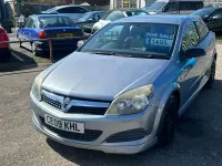 Używany Vauxhall Astra Sport 115 KM (84 kW) 2009 Srebrny Hatchback