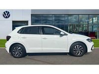 Used VW Polo Life 95 HP (69 kW) 2024 Pure white Hatchback