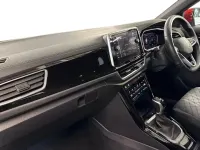 Used VW T-Roc R-line 150 HP (110 kW) 2023 Red SUV