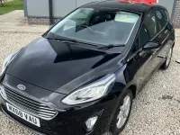 Used Ford Fiesta Zetec 70 HP (51 kW) 2018 Black Hatchback