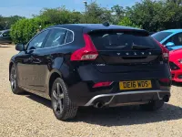 Used Volvo V40 R-Design 122 HP (89 kW) 2016 Black Hatchback