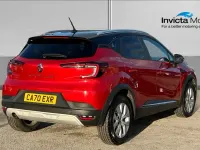 Second-hand Renault Captur Iconic 130 CP (95 kW) 2020 Roșu SUV