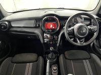 Używany Mini Cooper Hatch 134 KM (98 kW) 2019 Czarny Hatchback