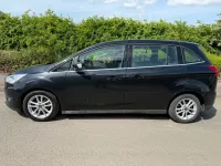 Used Ford Grand C-Max Zetec 125 HP (91 kW) 2015 Black MPV