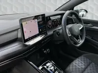 Begagnad VW Golf VIII Black Edition 2025 Grå Halvkombi