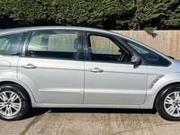 Used Ford S-MAX Zetec 115 HP (84 kW) 2014 Silver MPV