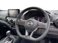 Used Nissan Juke N-Connecta 143 HP (105 kW) 2023 Red SUV