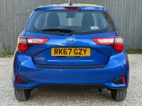 Used Toyota Yaris 111 HP (81 kW) 2017 Blue Hatchback