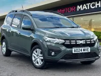 Usado Dacia Jogger Expression 110 HP (80 kW) 2024 Verde Monovolume