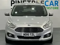 Used Ford S-MAX Titanium 150 HP (110 kW) 2016 Silver MPV
