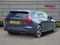Used Volvo V60 Plus 194 HP (142 kW) 2025 Blue Estate