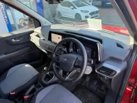 Second-hand Ford Transit Limited 125 CP (91 kW) 2024 Roșu Van
