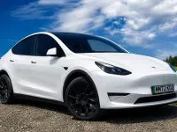 Used Tesla Model Y Long Range AWD 282 kW (384 HP) 2022 White SUV
