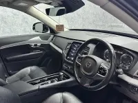 Used Volvo XC90 Momentum 235 HP (172 kW) 2021 SUV