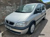 Used Vauxhall Zafira Club 123 HP (90 kW) 2003 Silver MPV