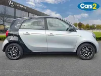 Used Smart ForFour Premium 71 HP (52 kW) 2017 Silver Hatchback