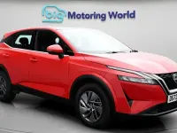 Used Nissan Qashqai Acenta Premium 140 HP (102 kW) 2023 Red SUV