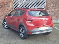Used Dacia Sandero Prestige 91 HP (66 kW) 2022 Red Hatchback