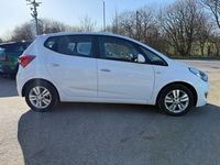 Used Hyundai ix20 Active 125 HP (91 kW) 2015 White Hatchback