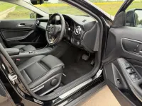 Begagnad Mercedes GLA200 Executive 156 HK (114 kW) 2019 Svart SUV