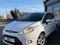 Used Ford Fiesta Zetec 82 HP (60 kW) 2012 White Hatchback