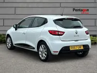 Used Renault Clio Dynamique 120 HP (88 kW) 2017 White Hatchback