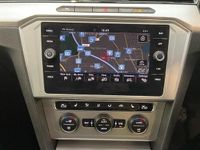 Used VW Passat Business 150 HP (110 kW) 2019 Candy white Estate