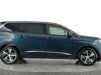 Used Peugeot 5008 Allure 120 HP (88 kW) 2017 Green Hatchback
