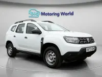 Used Dacia Duster Essentiel 90 HP (66 kW) 2022 White SUV
