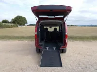 Used Fiat Doblò 95 HP (69 kW) 2012 Red MPV