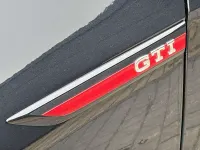 Begagnad VW Golf VII GTI 2021 Svart Halvkombi