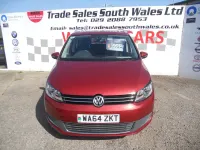 Begagnad VW Touran SE 105 HK (77 kW) 2014 Röd Minibuss