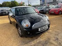 Usado Mini Cooper D Hatch 2011 Negro Utilitario