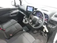 Used Citroën Berlingo 100 HP (73 kW) 2024 White MPV