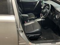 Used Toyota Auris Multidrive S 2014 Silver Hatchback