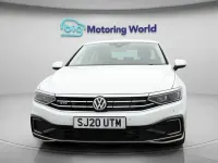 Begagnad VW Passat Advance 218 HK (160 kW) 2020 Vit Sedan
