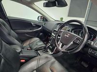 Used Volvo V40 SE Lux 180 HP (132 kW) 2014 Black Hatchback