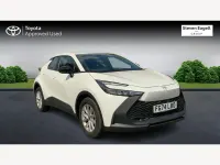 Used Toyota C-HR 140 HP (102 kW) 2024 White SUV