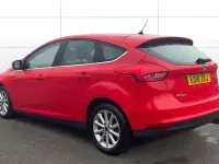 Used Ford Focus Titanium 150 HP (110 kW) 2017 Red Hatchback