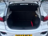Used MG ZS Exclusive 106 HP (77 kW) 2023 White SUV