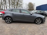 Used Volvo V40 R-Design 115 HP (84 kW) 2014 Grey Hatchback