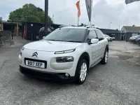 Usado Citroën C4 Cactus PureTech 2017 Blanco Utilitario