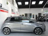 Used Renault Zoe Iconic 100 kW (136 HP) 2023 Grey Hatchback